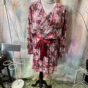 New📌 LC Lauren Conrad Moody Floral Prints Sequin Mini Dress Sparkly Details